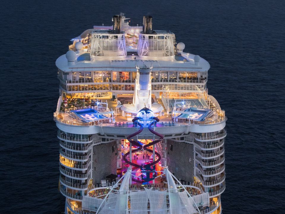 Symphony of the Seas - aerials at night